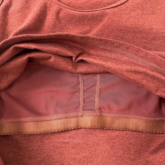 L Womens Apana Womens Red Active Athletic Cropped Tank Top w/ Sports Bra - Picture 4 of 5